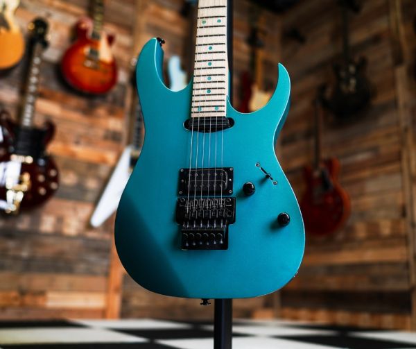 Ibanez RG565R Genesis in Electric Blue