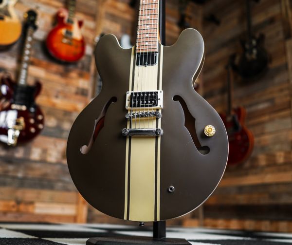 Epiphone Limited Edition Tom DeLonge ES-333