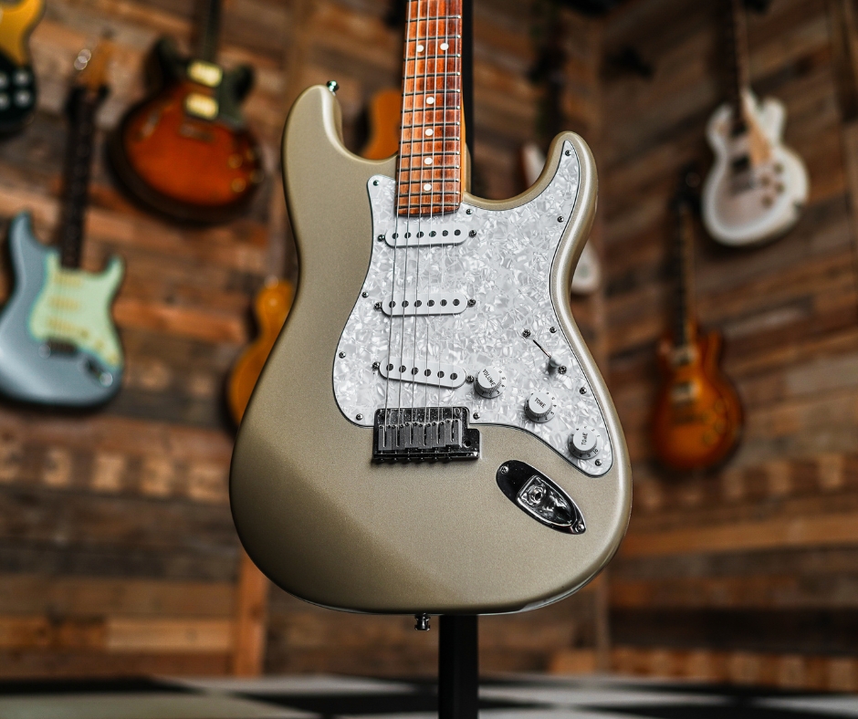 1996 Fender American Roadhouse Stratocaster in Shoreline Gold