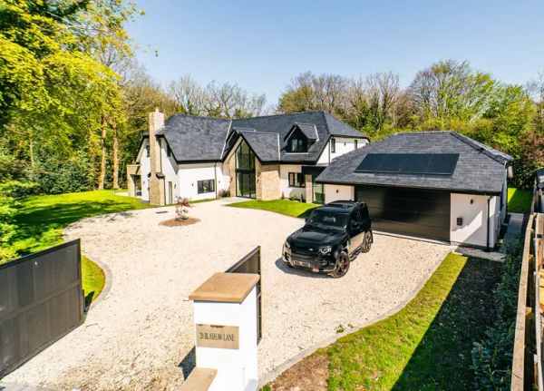 £1.8 Million Dream Home Bundle - £1.25 Million Cash Alternative