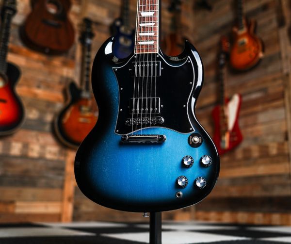 Gibson SG Standard Custom Color in Pelham Blue Burst
