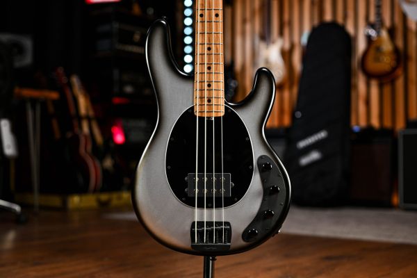 Music Man StingRay Special 4H Black Rock