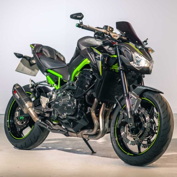 Kawasaki Z900 Performance Edition