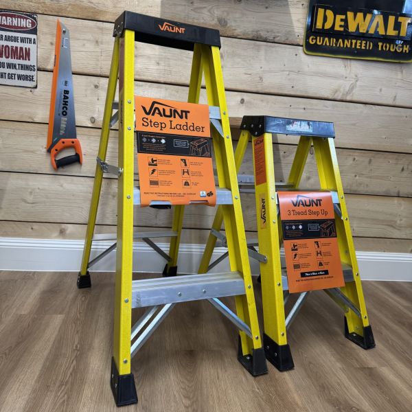 Auto Draw – Vaunt 3 Tread & 4 Tread Fibreglass Step Ladders #2
