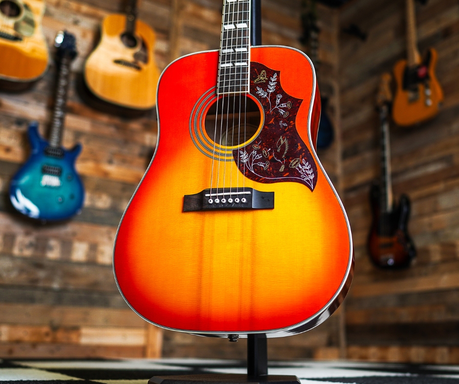 Epiphone Hummingbird Pro in Faded Cherry Sunburst