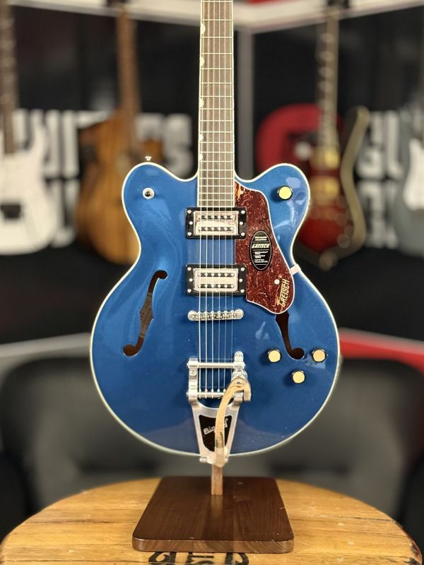 New Gretsch G2622T Streamliner Center Block DC Dark Denim