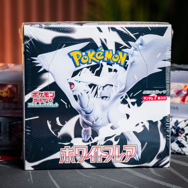 POKÉMON WHITE FLARE SV11W JAPANESE BOOSTER BOX