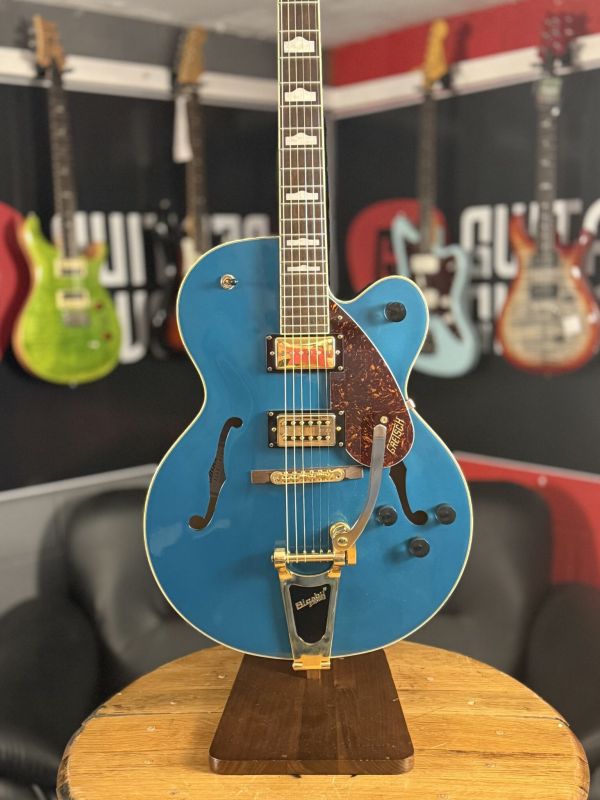 GRETSCH G2410TG in OCEAN TURQUISE
