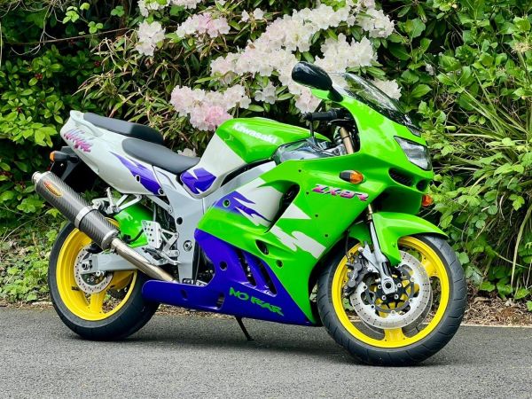 Kawasaki Ninja ZX-9R
