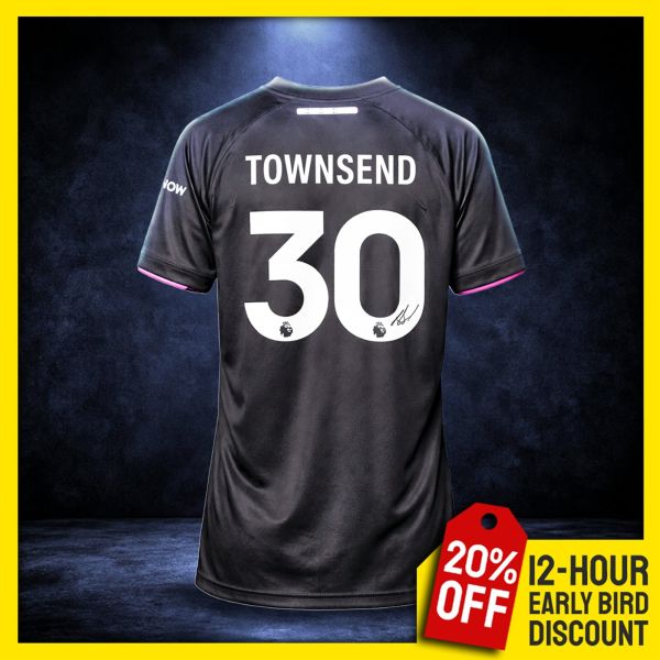 Andros Townsend Signed Luton Town Shirt!