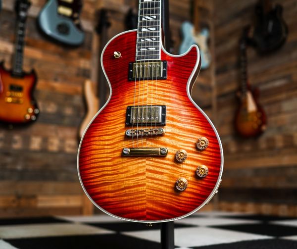 Gibson Les Paul Supreme in Heritage Cherry Sunburst